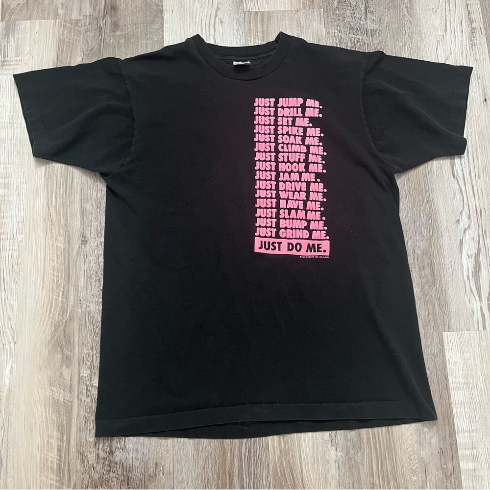 Vintage Single Stitch Nike Parody Just Do Me Shirt Mens L Black Pink USA
